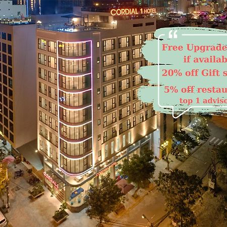 Cordial Beach Hotel Дананг Екстериор снимка