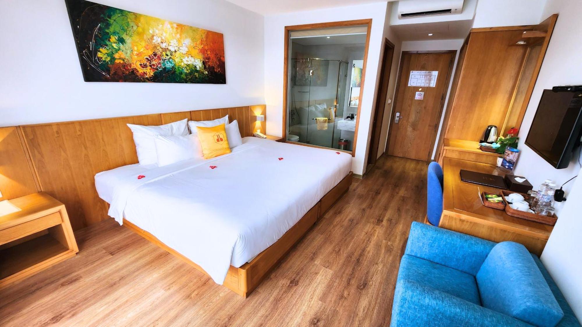 Cordial Beach Hotel Дананг Екстериор снимка