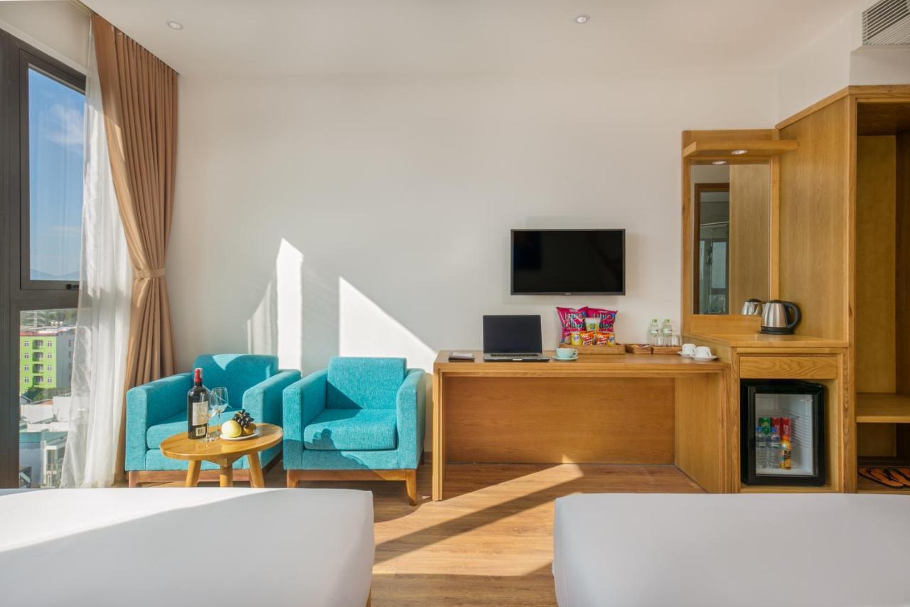 Cordial Beach Hotel Дананг Екстериор снимка